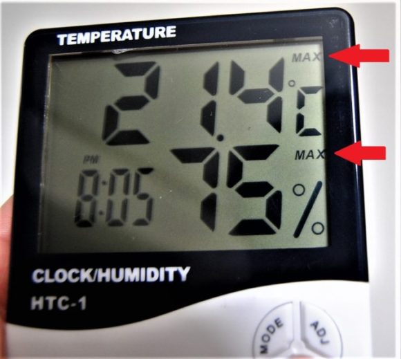 ボタンの押下でそれぞれ矢印の表示が変わります。 最高気温・湿度がMAX、最低気温・湿度がMIN。