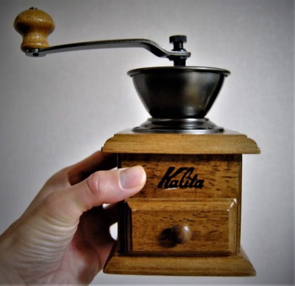 半額直販 【新品未使用】Kalita クラシックミル コーヒーミル 調理器具