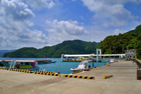 西表島の秘境 船浮集落を観光 イダの浜 の見どころ 行き方は