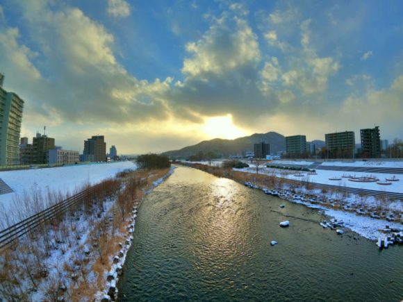 GoProHero8で撮影した豊平川(HDRモード)