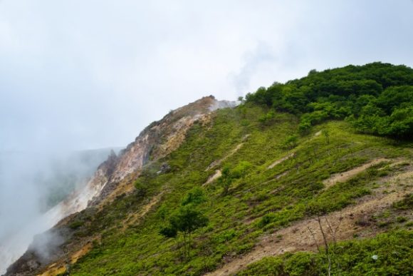 標高377メートルの日和山。蒸気の音が凄い。