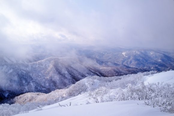真冬の札幌岳。