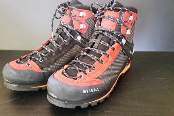 登山靴SALEWA(サレワ)の評価レビュー。気になるサイズ感や使い心地は？