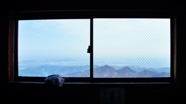 眼前に広がる関東平野。ここで朝を迎えてみたい。