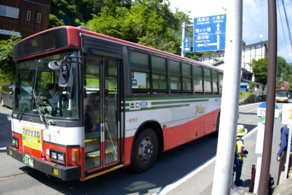 上毛高原雪のバスに乗り、沼田駅で降りました。