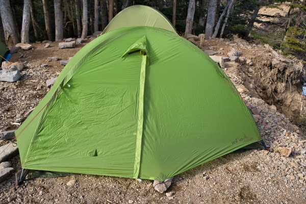 公共交通機関 バス 電車 で赤岳 行者小屋にテント泊 服装は