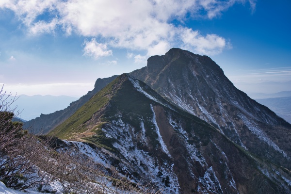 公共交通機関 バス 電車 で赤岳 行者小屋にテント泊 服装は