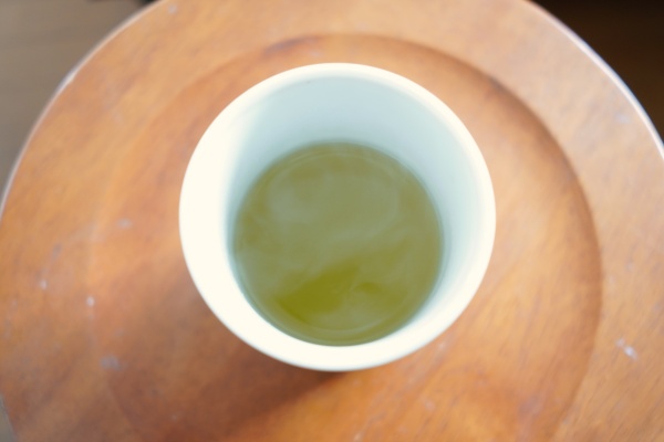 緑茶の良い香りが漂う