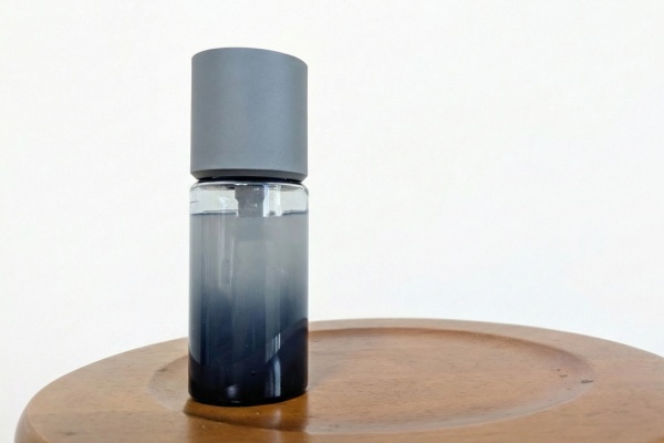 特にオールインワンローションが便利。しっとり感がすごくいいぞ