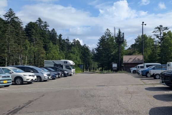雌阿寒温泉町営駐車場