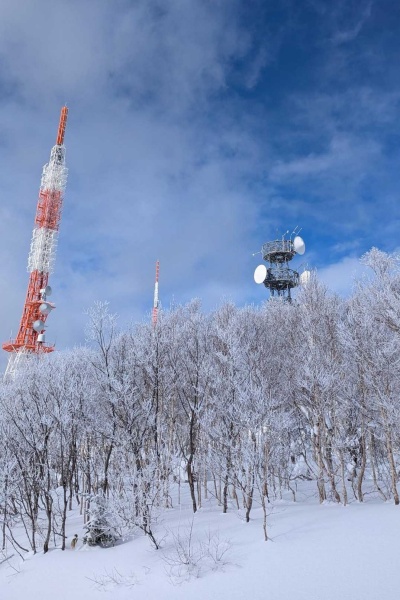 手稲山のシンボル・アンテナ等が見える