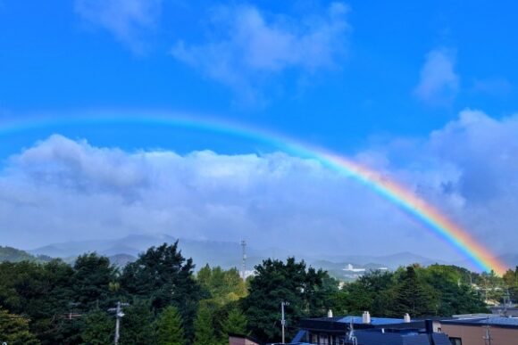 ゴルフ練習後の虹！定山渓方面へ向かう